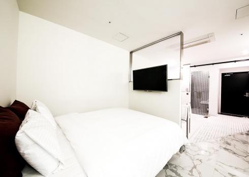 Hotel Elephant Shower Jinju Bagian luar foto