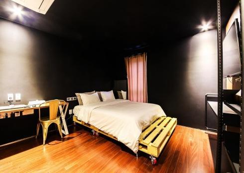 Hotel Elephant Shower Jinju Bagian luar foto