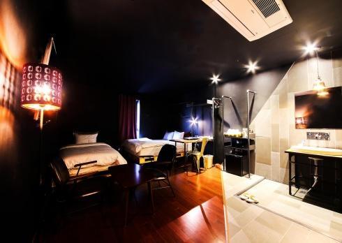 Hotel Elephant Shower Jinju Bagian luar foto